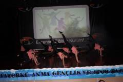 Evrensel Kolej